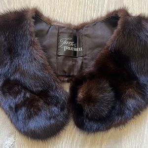 Mink Collar by Furs by Truesdell. Perfect Condition